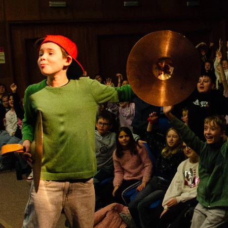 Marching band zahrál pro základní školy